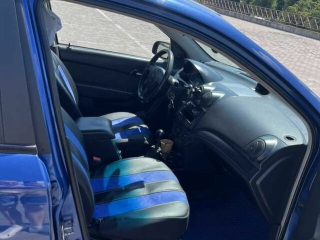 Синій Шевроле Авео, об'ємом двигуна 1.5 л та пробігом 140 тис. км за 3700 $, фото 4 на Automoto.ua