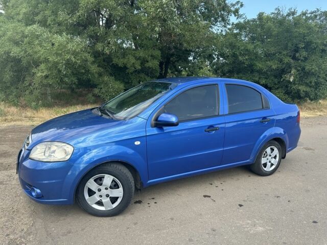 Синий Шевроле Авео, объемом двигателя 1.5 л и пробегом 300 тыс. км за 4200 $, фото 5 на Automoto.ua