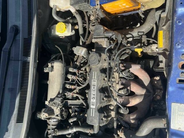 Синий Шевроле Авео, объемом двигателя 1.5 л и пробегом 208 тыс. км за 3800 $, фото 13 на Automoto.ua