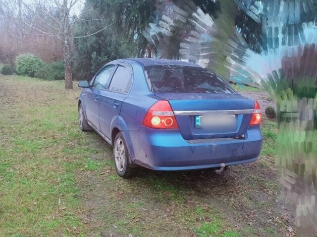 Синий Шевроле Авео, объемом двигателя 0 л и пробегом 228 тыс. км за 3800 $, фото 3 на Automoto.ua