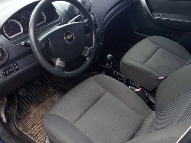 Синий Шевроле Авео, объемом двигателя 1.5 л и пробегом 346 тыс. км за 2700 $, фото 4 на Automoto.ua