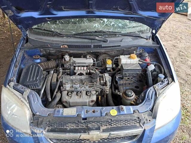 Синій Шевроле Авео, об'ємом двигуна 1.5 л та пробігом 240 тис. км за 1200 $, фото 6 на Automoto.ua