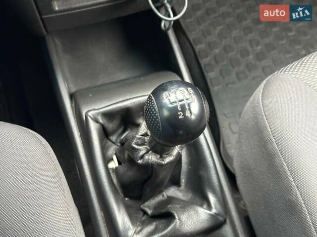 Синий Шевроле Авео, объемом двигателя 1.5 л и пробегом 259 тыс. км за 3990 $, фото 18 на Automoto.ua