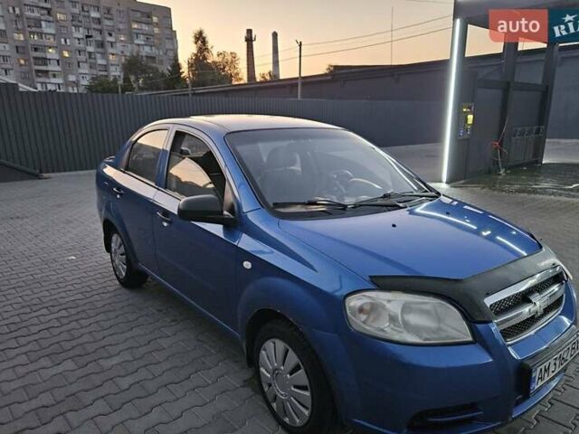 Синий Шевроле Авео, объемом двигателя 1.5 л и пробегом 250 тыс. км за 5000 $, фото 3 на Automoto.ua