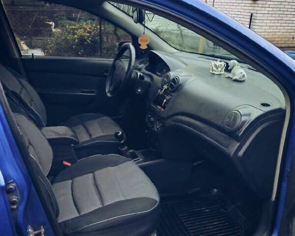 Синий Шевроле Авео, объемом двигателя 1.5 л и пробегом 165 тыс. км за 4400 $, фото 6 на Automoto.ua