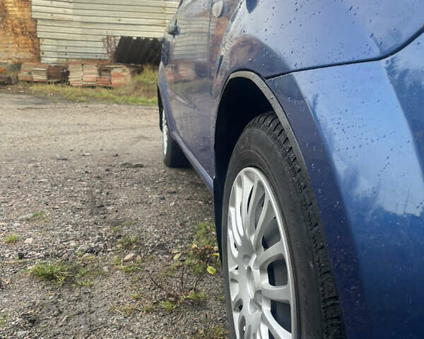 Синий Шевроле Авео, объемом двигателя 1.5 л и пробегом 285 тыс. км за 2750 $, фото 1 на Automoto.ua