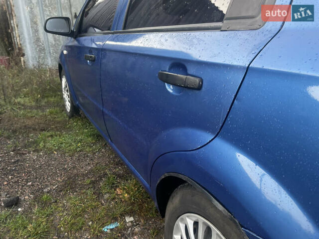 Синий Шевроле Авео, объемом двигателя 1.5 л и пробегом 285 тыс. км за 2750 $, фото 4 на Automoto.ua