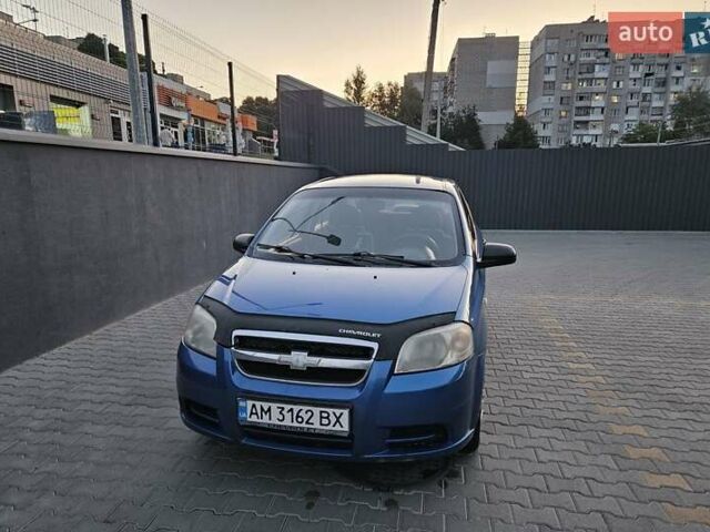 Синий Шевроле Авео, объемом двигателя 1.5 л и пробегом 250 тыс. км за 5000 $, фото 1 на Automoto.ua