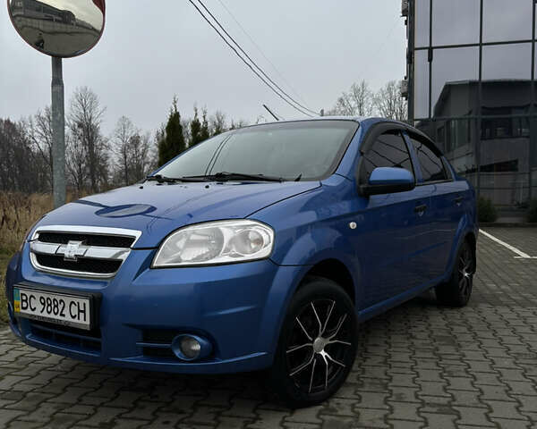 Синий Шевроле Авео, объемом двигателя 1.5 л и пробегом 146 тыс. км за 4800 $, фото 1 на Automoto.ua