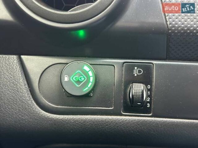 Синий Шевроле Авео, объемом двигателя 1.5 л и пробегом 259 тыс. км за 3990 $, фото 15 на Automoto.ua