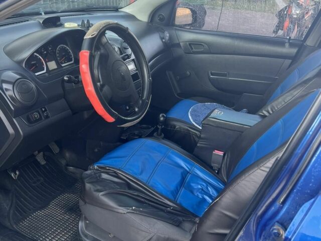 Синій Шевроле Авео, об'ємом двигуна 1.5 л та пробігом 105 тис. км за 2800 $, фото 7 на Automoto.ua