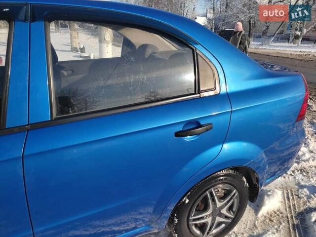 Синій Шевроле Авео, об'ємом двигуна 1.5 л та пробігом 295 тис. км за 4500 $, фото 2 на Automoto.ua