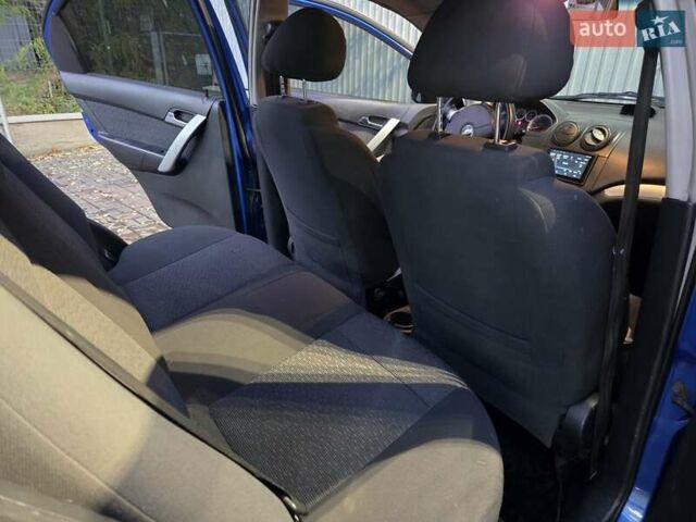 Шевроле Авео 2010 в Киеве на Automoto.ua Синий Шевроле Авео, объемом двигателя 1.5 л и пробегом 191 тыс. км за 5000 $, фото 4 на Automoto.ua