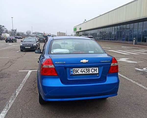 Синий Шевроле Авео, объемом двигателя 1.5 л и пробегом 190 тыс. км за 3600 $, фото 2 на Automoto.ua