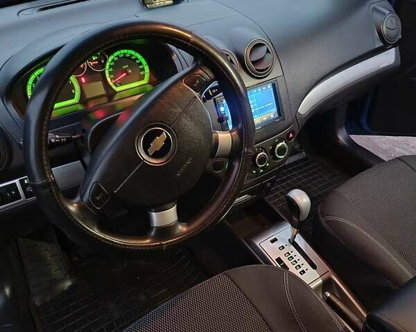 Синий Шевроле Авео, объемом двигателя 1.5 л и пробегом 136 тыс. км за 5000 $, фото 4 на Automoto.ua