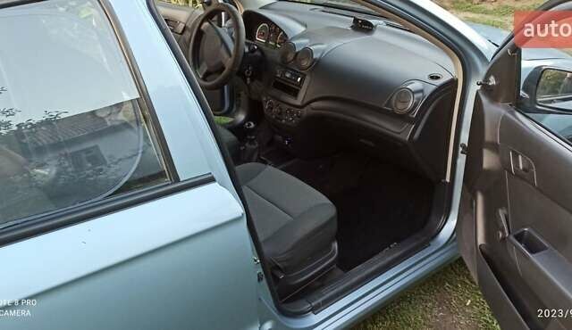 Синий Шевроле Авео, объемом двигателя 1.5 л и пробегом 130 тыс. км за 4700 $, фото 5 на Automoto.ua