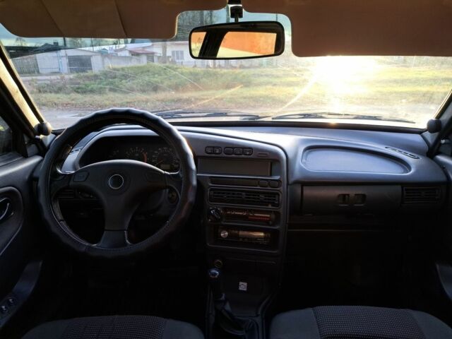 Синій Шевроле Авео, об'ємом двигуна 1.6 л та пробігом 224 тис. км за 2850 $, фото 20 на Automoto.ua