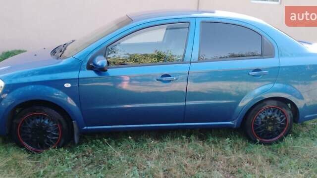Синий Шевроле Авео, объемом двигателя 1.4 л и пробегом 170 тыс. км за 5200 $, фото 3 на Automoto.ua