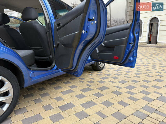 Синій Шевроле Авео, об'ємом двигуна 1.5 л та пробігом 161 тис. км за 4450 $, фото 34 на Automoto.ua