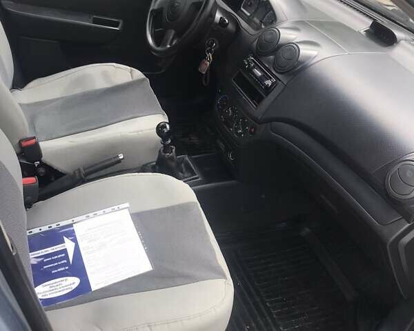 Синій Шевроле Авео, об'ємом двигуна 1.5 л та пробігом 132 тис. км за 4500 $, фото 14 на Automoto.ua