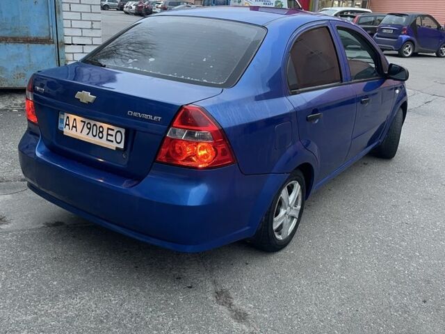 Синий Шевроле Авео, объемом двигателя 1.5 л и пробегом 150 тыс. км за 2700 $, фото 2 на Automoto.ua