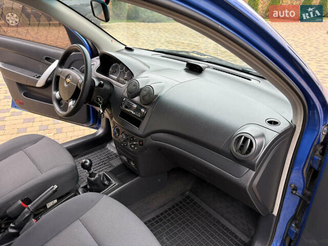 Синій Шевроле Авео, об'ємом двигуна 1.5 л та пробігом 161 тис. км за 4450 $, фото 18 на Automoto.ua