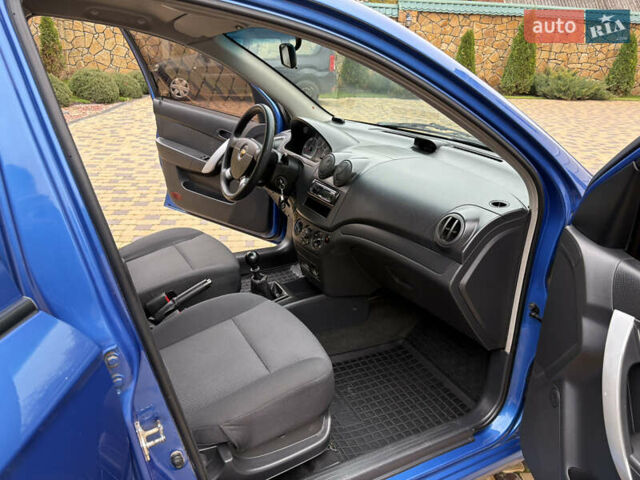 Синій Шевроле Авео, об'ємом двигуна 1.5 л та пробігом 161 тис. км за 4450 $, фото 6 на Automoto.ua