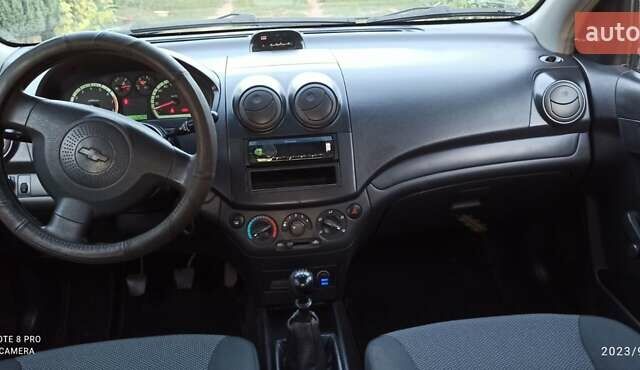 Синий Шевроле Авео, объемом двигателя 1.5 л и пробегом 130 тыс. км за 4700 $, фото 6 на Automoto.ua