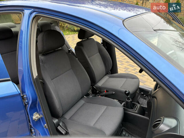 Синій Шевроле Авео, об'ємом двигуна 1.5 л та пробігом 161 тис. км за 4450 $, фото 17 на Automoto.ua