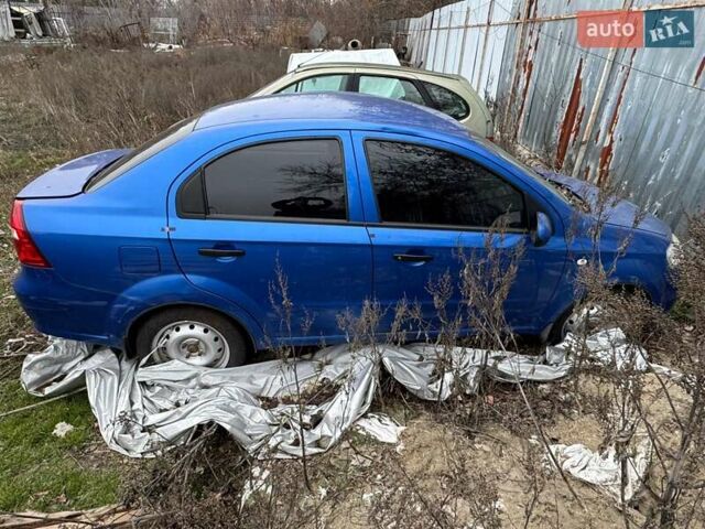 Синий Шевроле Авео, объемом двигателя 1.5 л и пробегом 250 тыс. км за 1500 $, фото 13 на Automoto.ua