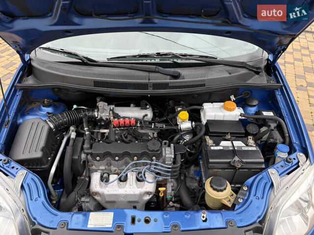 Синій Шевроле Авео, об'ємом двигуна 1.5 л та пробігом 161 тис. км за 4450 $, фото 31 на Automoto.ua