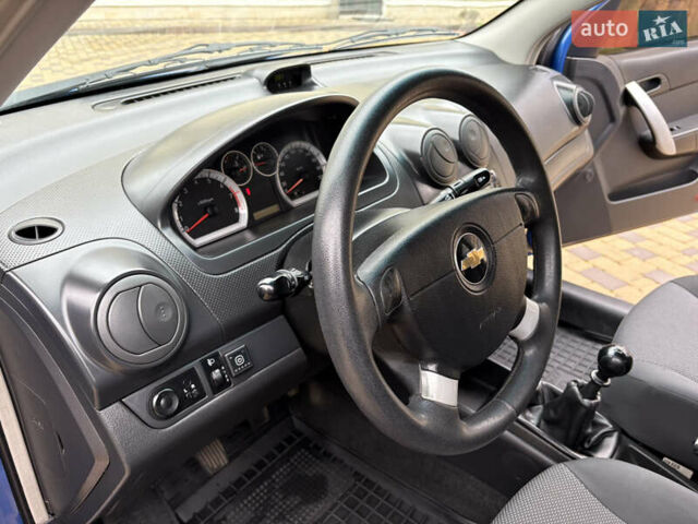 Синій Шевроле Авео, об'ємом двигуна 1.5 л та пробігом 161 тис. км за 4450 $, фото 13 на Automoto.ua