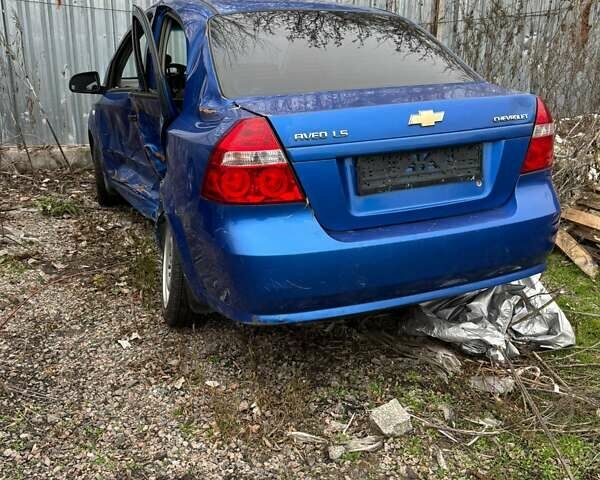 Синий Шевроле Авео, объемом двигателя 1.5 л и пробегом 250 тыс. км за 1500 $, фото 4 на Automoto.ua