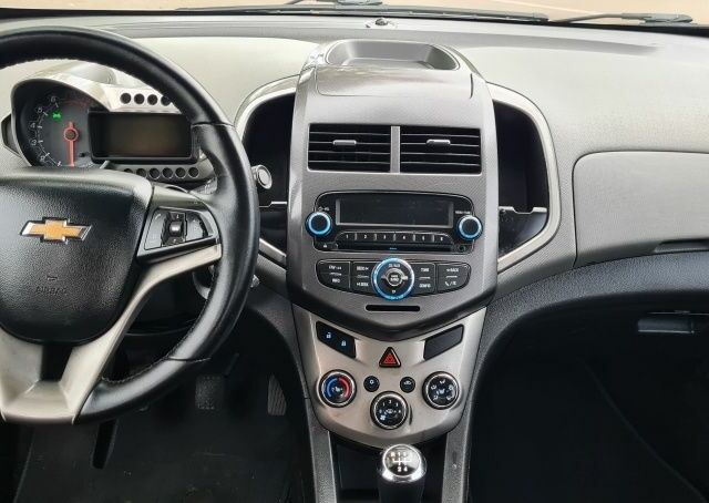 Синий Шевроле Авео, объемом двигателя 1.6 л и пробегом 174 тыс. км за 4800 $, фото 1 на Automoto.ua