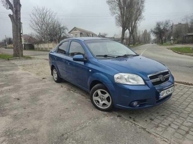 Синий Шевроле Авео, объемом двигателя 1.5 л и пробегом 294 тыс. км за 4000 $, фото 1 на Automoto.ua