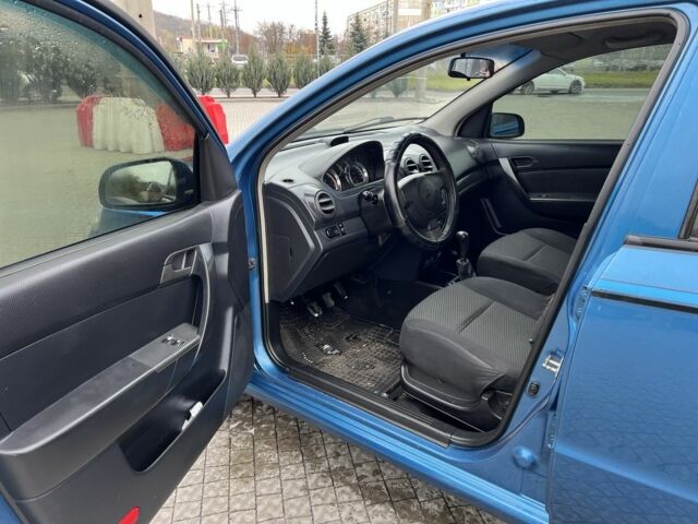 Синий Шевроле Авео, объемом двигателя 1.5 л и пробегом 175 тыс. км за 2850 $, фото 9 на Automoto.ua