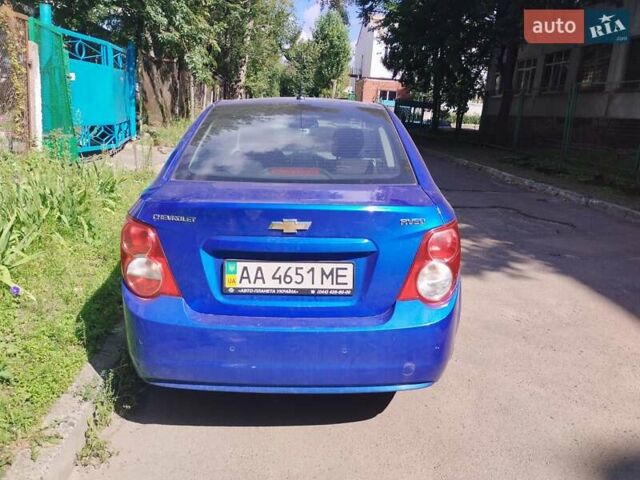 Синий Шевроле Авео, объемом двигателя 1.6 л и пробегом 112 тыс. км за 5750 $, фото 4 на Automoto.ua