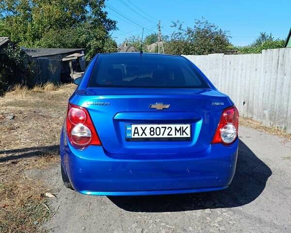 Синий Шевроле Авео, объемом двигателя 1.6 л и пробегом 78 тыс. км за 8000 $, фото 1 на Automoto.ua