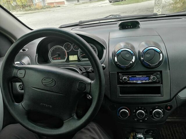 Синий Шевроле Авео, объемом двигателя 1.5 л и пробегом 150 тыс. км за 4500 $, фото 6 на Automoto.ua