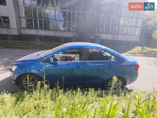 Синий Шевроле Авео, объемом двигателя 1.6 л и пробегом 112 тыс. км за 5750 $, фото 2 на Automoto.ua