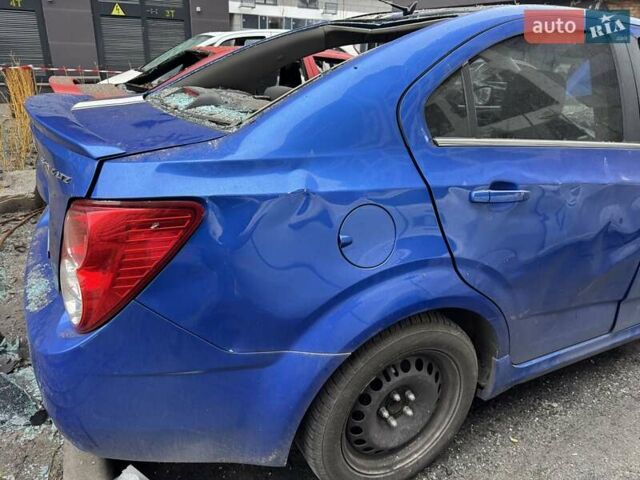 Синій Шевроле Авео, об'ємом двигуна 1.6 л та пробігом 167 тис. км за 3500 $, фото 6 на Automoto.ua