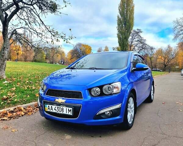 Синій Шевроле Авео, об'ємом двигуна 1.4 л та пробігом 77 тис. км за 8000 $, фото 6 на Automoto.ua