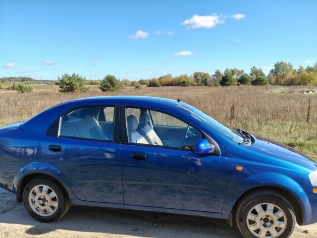Синий Шевроле Авео, объемом двигателя 1.5 л и пробегом 153 тыс. км за 4100 $, фото 2 на Automoto.ua