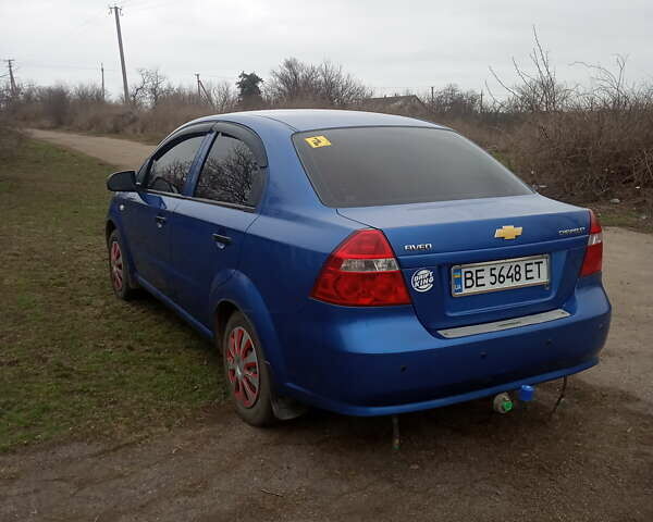 Синий Шевроле Авео, объемом двигателя 1.5 л и пробегом 292 тыс. км за 4000 $, фото 5 на Automoto.ua