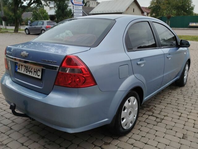 Синий Шевроле Авео, объемом двигателя 1.6 л и пробегом 193 тыс. км за 3350 $, фото 5 на Automoto.ua