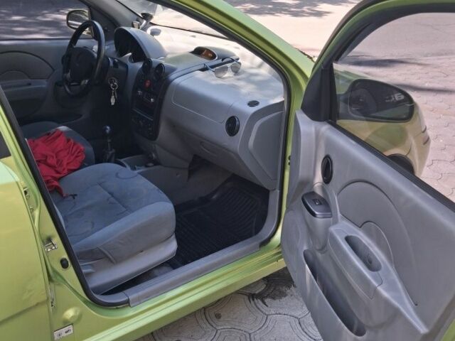 Зеленый Шевроле Авео, объемом двигателя 1.5 л и пробегом 230 тыс. км за 2500 $, фото 10 на Automoto.ua