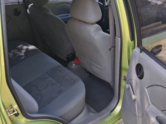 Зеленый Шевроле Авео, объемом двигателя 1.5 л и пробегом 230 тыс. км за 2500 $, фото 11 на Automoto.ua