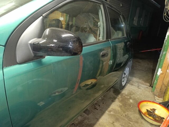 Зелений Шевроле Авео, об'ємом двигуна 0 л та пробігом 240 тис. км за 3500 $, фото 3 на Automoto.ua