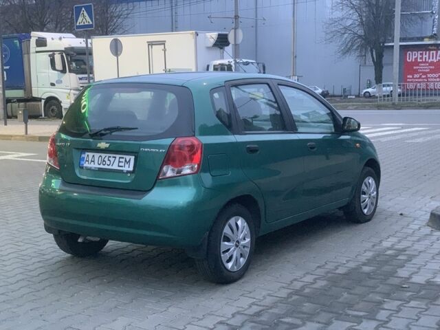 Зеленый Шевроле Авео, объемом двигателя 1.5 л и пробегом 212 тыс. км за 2950 $, фото 7 на Automoto.ua
