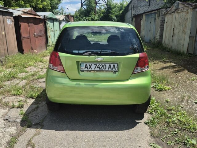Зеленый Шевроле Авео, объемом двигателя 1.5 л и пробегом 185 тыс. км за 2418 $, фото 4 на Automoto.ua